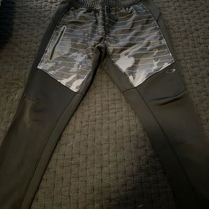 Men’s Oakley Joggers